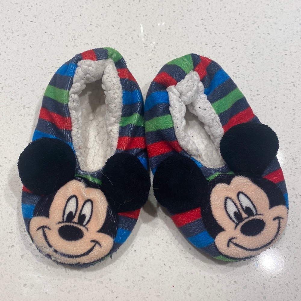 Mickey Mouse Slippers kids size approx 2T-3T